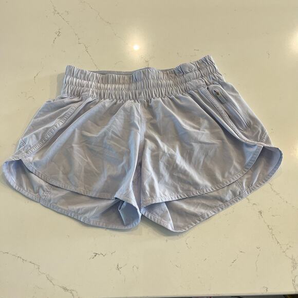 Lululemon Tracker Shorts in Serene Blue Size 6 - Picture 3 of 8